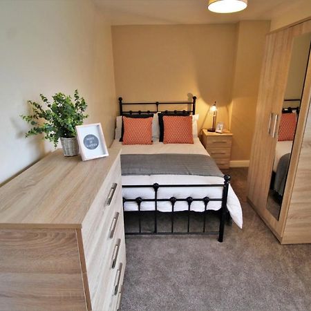Comfy Rooms In Coventry, Sk Екстер'єр фото